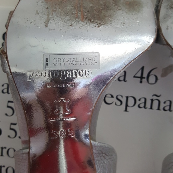 17:02- Pedro Garcia Swarovski Open Toe Heels - Picture 6 of 8